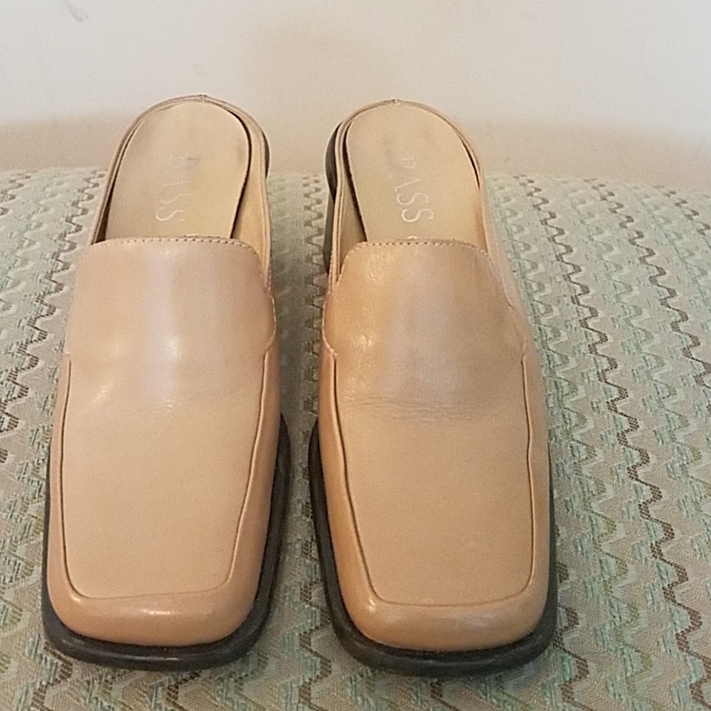 BASS leather dressy shoe